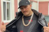 Бывший тренер Кличко раскритиковал команду Усика: "У них тренировочный лагерь - г*вно, тренерский состав – г*вно"