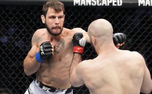 Никита Крылов добыл трудовую победу в бою с Оздемиром на UFC 280
