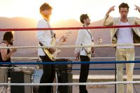 «Кто здесь мужик?» The Killers сняли крутой клип к бою Мейвезер – Макгрегор