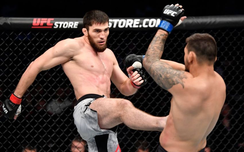 Шамиль Гамзатов выбыл из поединка с Овинсом Сент-Прю на UFC в Линкольне