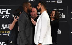 Битвы взглядов перед турниром UFC 247: Джон Джонс - Доминик Рейес