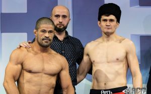 RCC 5: Георгий Кичигин нокаутировал Русимара Пальяреса
