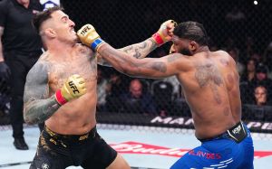 Видео боя Том Аспиналл – Кертис Блэйдс UFC 304