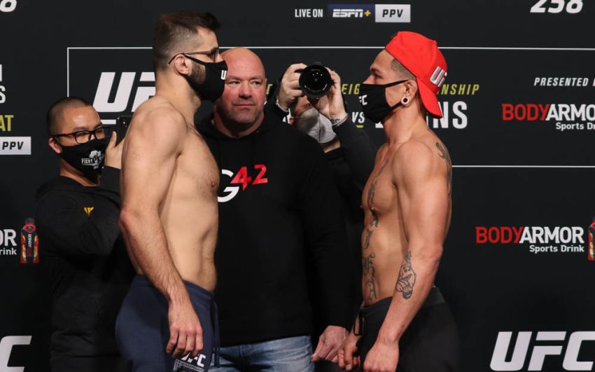 Видео боя Джулиан Маркес - Маки Питоло UFC 258