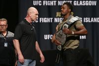 Джон Джонс высмеял Дэниеля Кормье за инцидент со взвешиванием на UFC 210