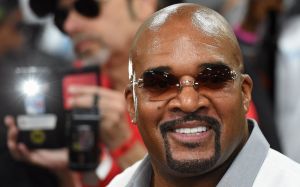 Президент Mayweather Promotions: "Чемпионские пояса не делают тебя PPV-бойцом"