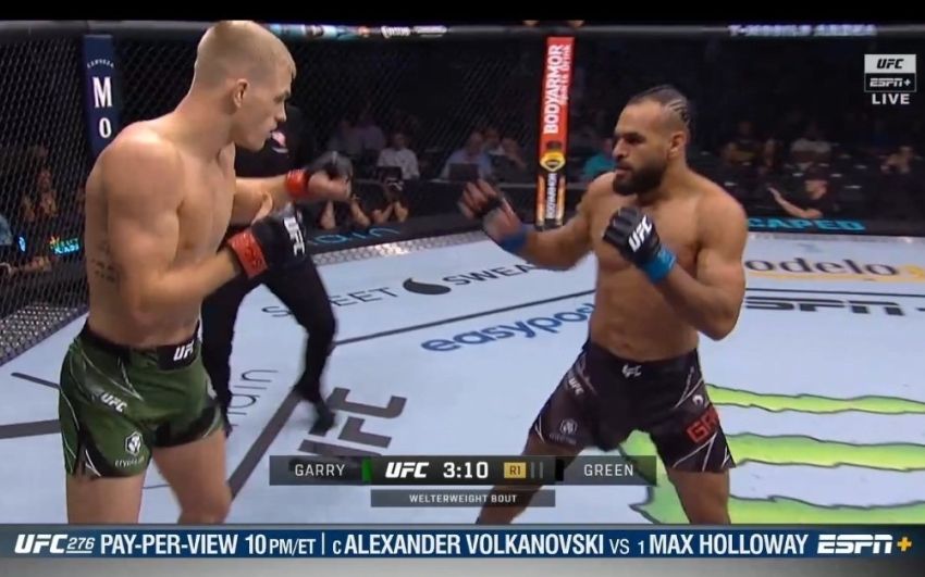 Видео боя Иэн Гарри - Гэйб Грин UFC 276