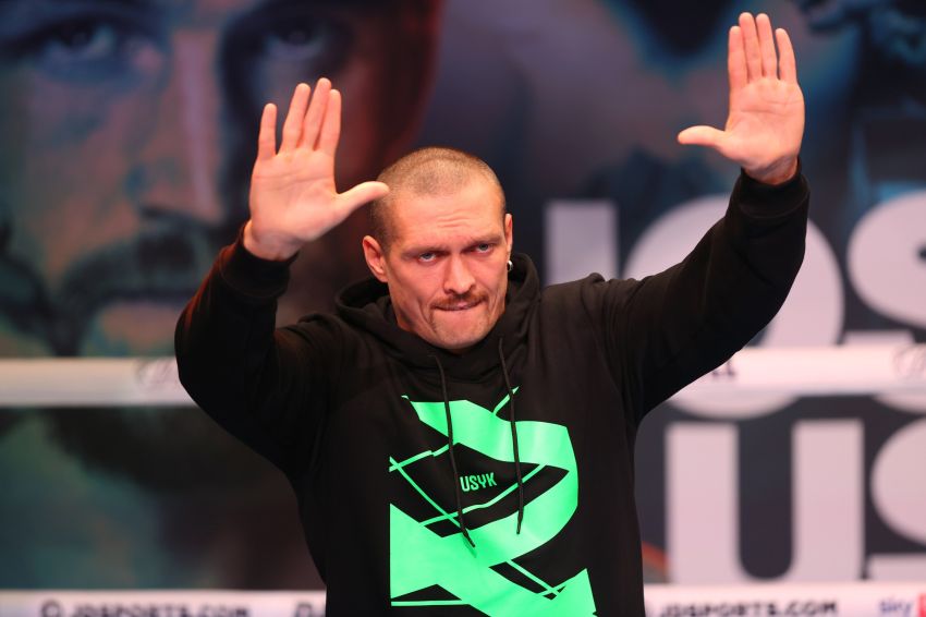 В команде Усика объяснили, почему Александр отказался от титула WBO
