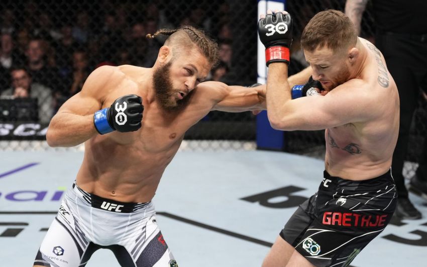 Видео боя Рафаэль Физиев – Джастин Гэтжи UFC 286