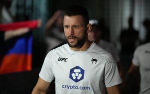 Матеуш Гамрот рассказал, благодаря чему намерен получить досрочную победу в бою с Бенеилом Дариушем