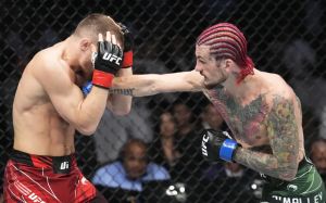 Шон О'Мэлли победил Петра Яна раздельным решением судей на UFC 280