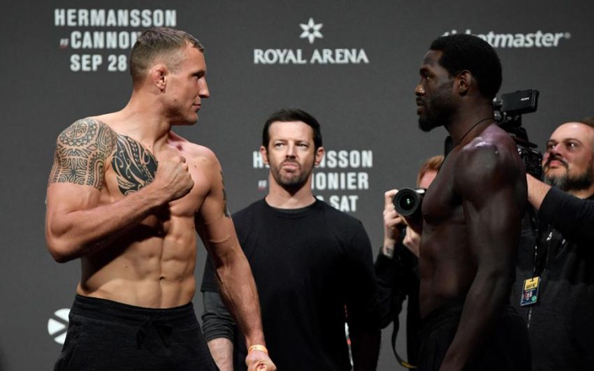 Видео боя Джек Херманссон - Джаред Каннонье UFC Fight Night 160