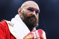 Фрэнк Уоррен назвал бой, ради которого готов вернуться Фьюри: "Он постоянно говорит о нем"