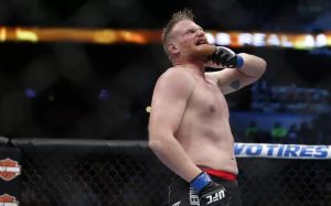 Джош Барнетт подписал контракт с Bellator