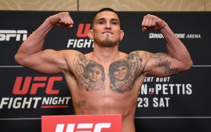 Взвешивание участников турнира UFC Fight Night 148: Томпсон - Петтис
