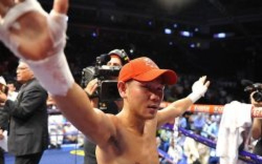 Непотопляемый Такаяма снова чемпион: ветеран одолел 18-летнего Кано 