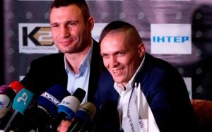 Александр Усик: "Кого из братьев Кличко я бы мог завалить в лучшей форме? Обоих"