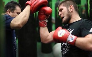 Хавьер Мендес: "Я не увидел дыр в стиле Хабиба"