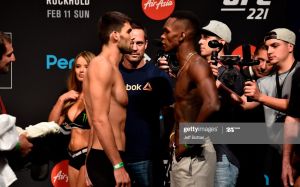 Видео боя Исраэль Адесанья - Роб Уилкинсон UFC 221