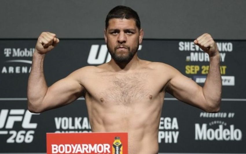 Результаты взвешивания турнира UFC 266