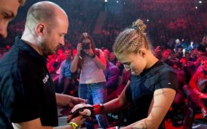 Янькова продолжит карьеру в MMA в одном из американских промоушенов