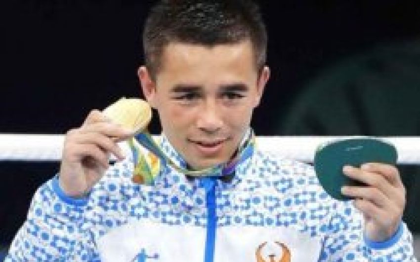 Хасанбой Дусматов — обладатель Кубка Вэла Баркера 2016 