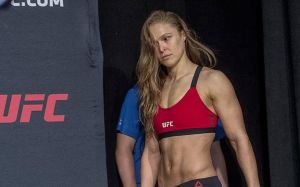 Экс-чемпионка UFC Ронда Роузи выступит в рестлинге