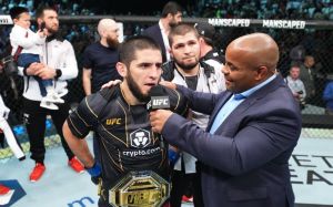 Ислам Махачев обратился к руководству UFC: "Перестаньте играть в игры"
