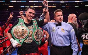 Дэвид Бенавидес был лишен титула WBC, не уложившись в вес перед боем с Ангуло