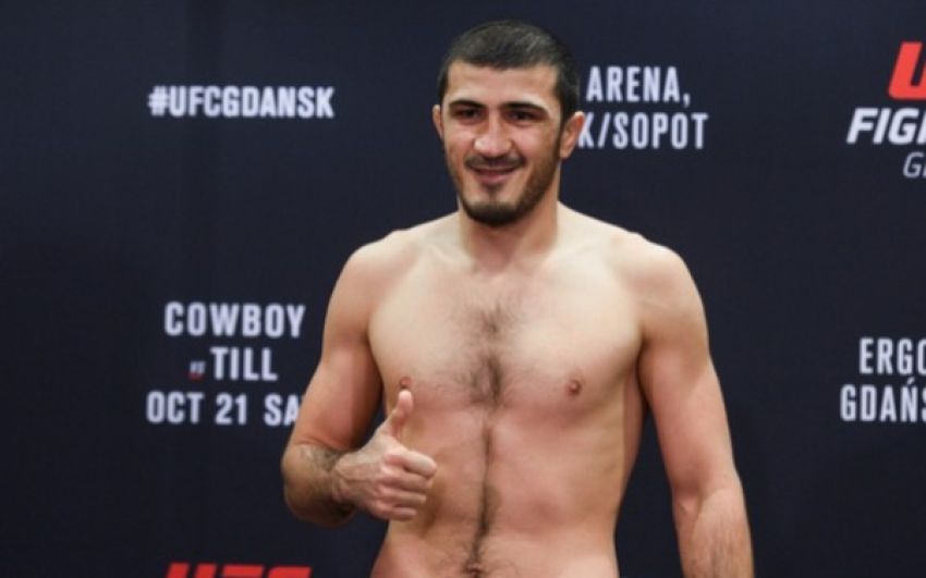 Рамазан Эмеев победил Стефана Секулича единогласным решением судей на UFC Fight Night Moscow