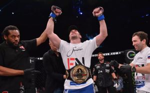 Виталий Минаков снова будет выступать в промоушене Bellator