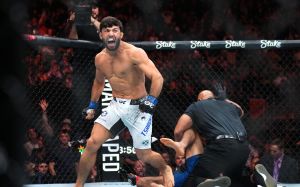 Слова Армана Царукяна после победы над Бенеилом Дариушем на UFC on ESPN 52
