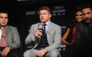 Сауль Альварес: Я не буду драться за титул WBC в бою с Головкиным