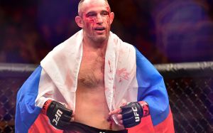 Стал известен соперник Алексея Олейника на турнире UFC 246 в январе
