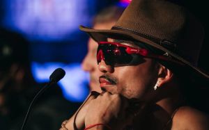 Теофимо Лопес признался, что тренер Канело отказался работать с ним: "Это д*рьмо ранит"