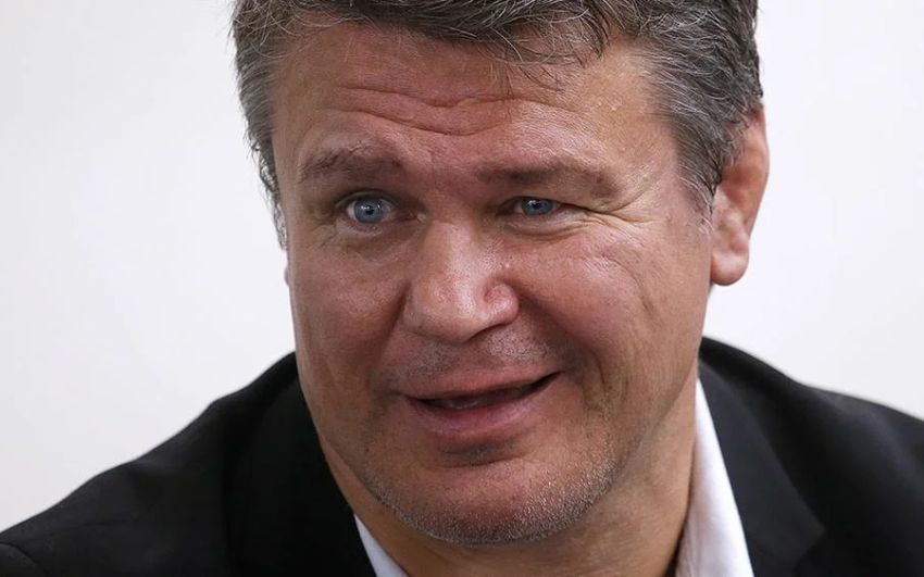 Олег Тактаров назвал "враньем" слова Хабиба о том, что он не может улететь из России