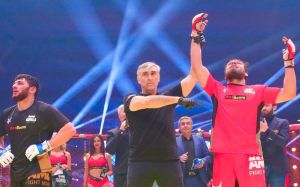 Видео боя Тамерлан Ашаханов – Руслан Алиев AMC Fight Nights 110