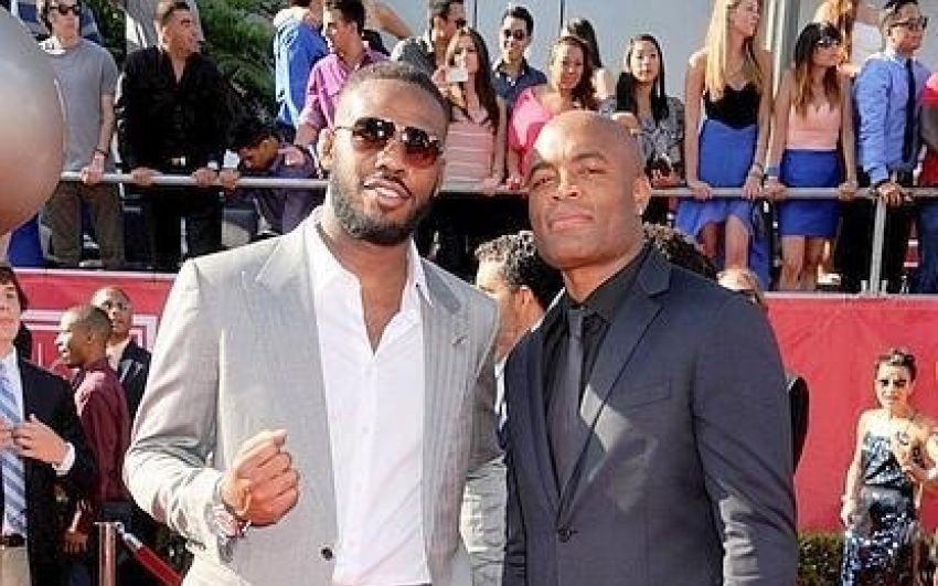 Андерсон Сильва: «Руководство UFC должно помогать молодым бойцам»