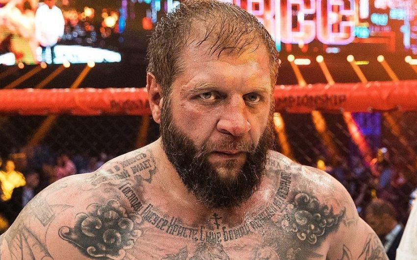 Суд отказал в сокращении срока задержания Александра Емельяненко