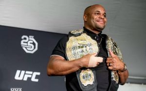 Даниэль Кормье прокомментировал решение USADA по делу Джона Джонса