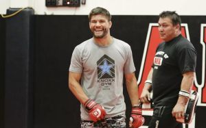 Экс-чемпион Strikeforce Джош Томсон завершил карьеру