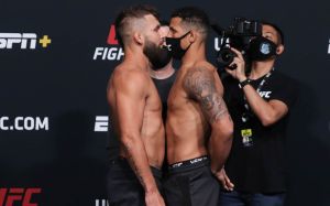 Видео боя Драккар Клозе - Джереми Стивенс UFC on ESPN 22