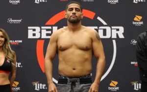 Видео боя Даррен Смит-мл. - Джошуа Джонс Bellator 219