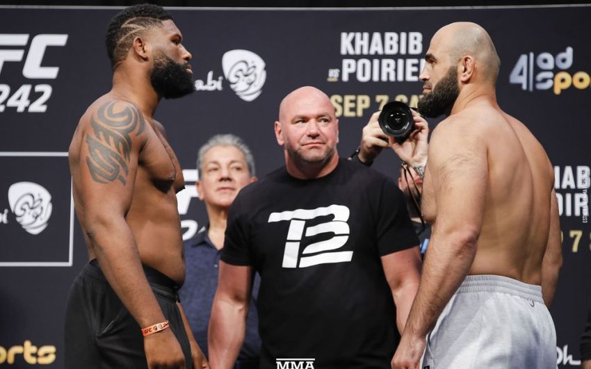 Видео боя Шамиль Абдурахимов - Кертис Блейдс UFC 242