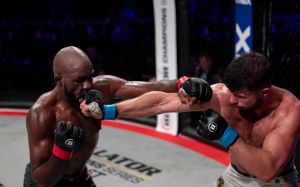 Результаты турнира Bellator Champions Series: Кори Андерсон - Карл Мур