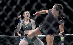 Видео боя Кэт Зингано - Меган Андерсон UFC 232