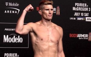 Стивен Томпсон признался, что его тошнило накануне турнира UFC 264