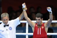 Миша Алоян завоевал "серебряный" пояс WBC на Красной площади 