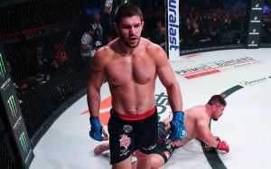 Видео боя Валентин Молдавский – Стив Моури Bellator 284
