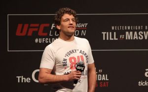 Бен Аскрен: "UFC даст мне титульный бой, когда я надеру задницу Тиллу"
